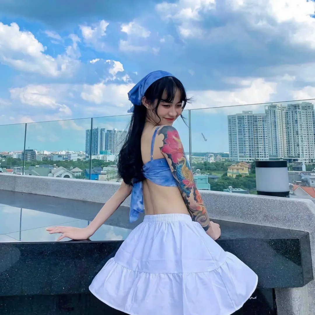 唇彩间谍